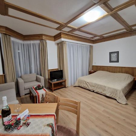 Pirin Golf Private Apartments & Studios Razlog Exterior foto